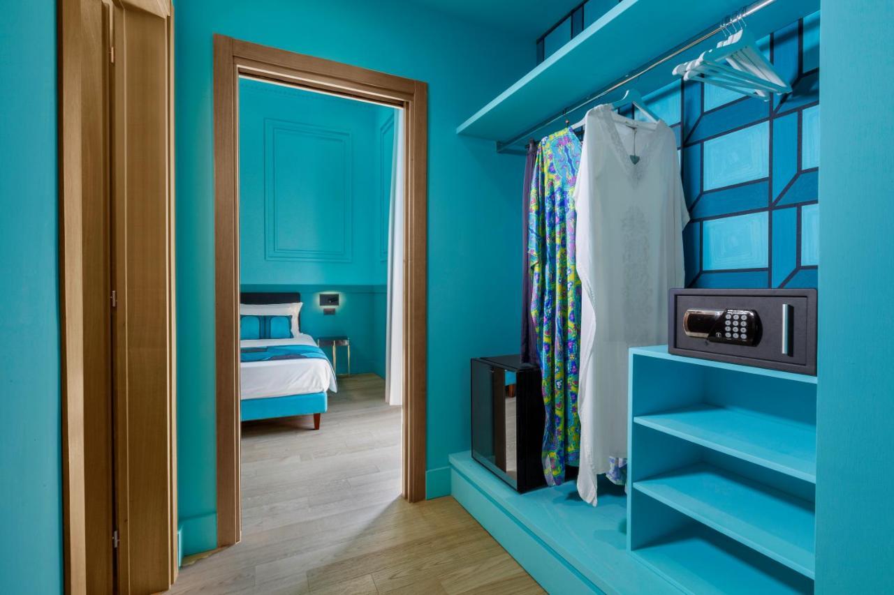 Yourhome - Maison Iovino Luxury Rooms ซอร์เรนโต ภายนอก รูปภาพ