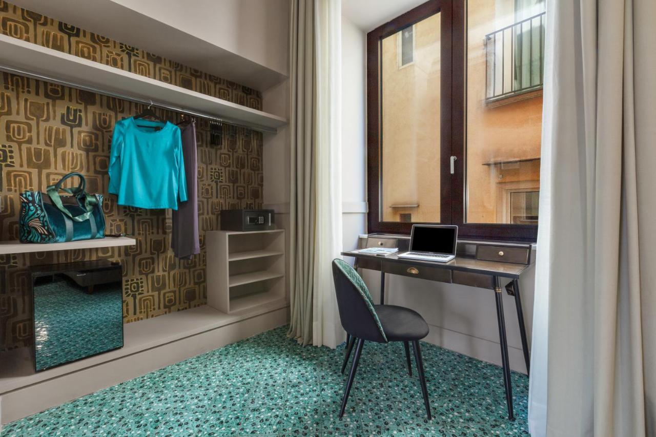 Yourhome - Maison Iovino Luxury Rooms ซอร์เรนโต ภายนอก รูปภาพ