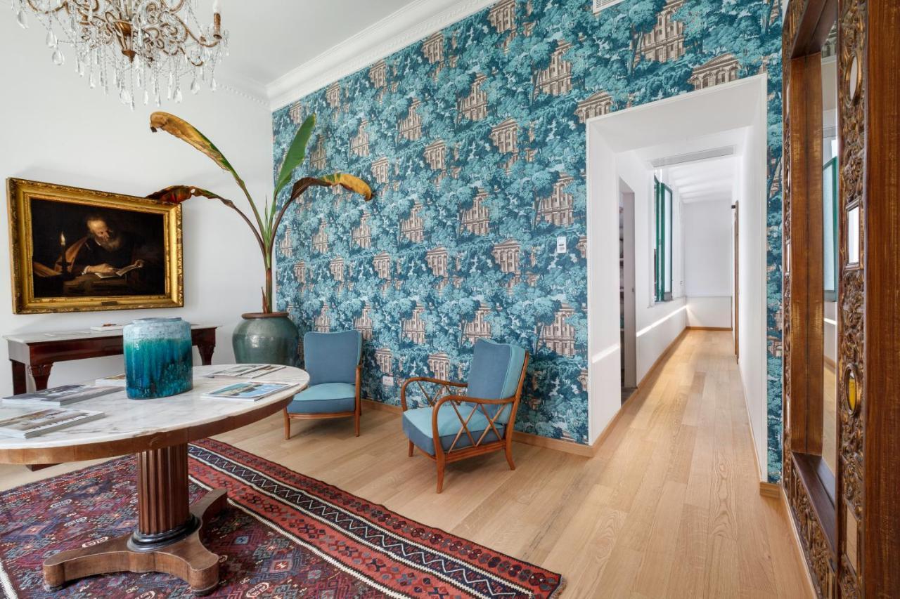 Yourhome - Maison Iovino Luxury Rooms ซอร์เรนโต ภายนอก รูปภาพ