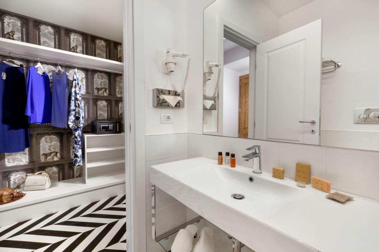Yourhome - Maison Iovino Luxury Rooms ซอร์เรนโต ภายนอก รูปภาพ